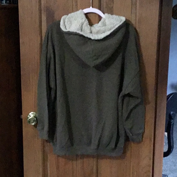 Oversized Aerie Sweatshirt - Picture 3 of 4